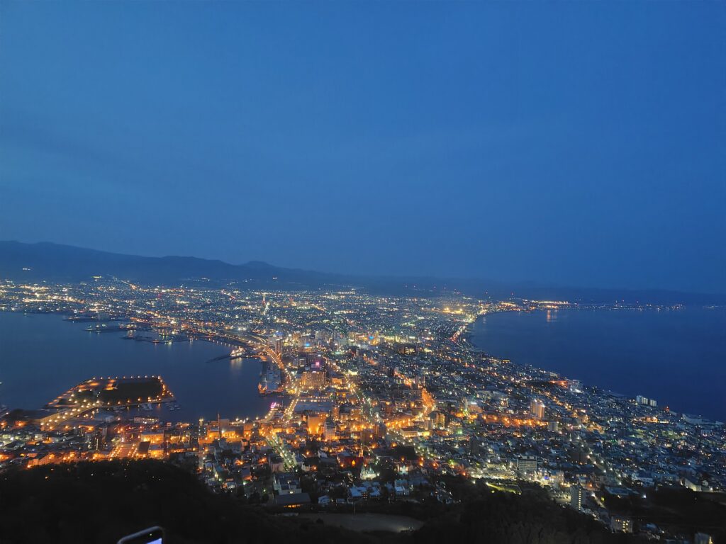 100万ドルの函館山からの夜景。これは美しい。